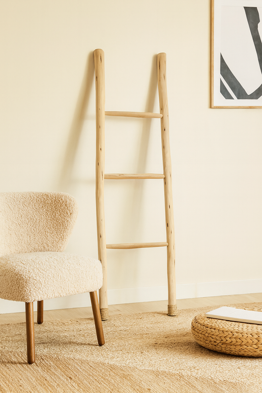 Échelle décorative en bois