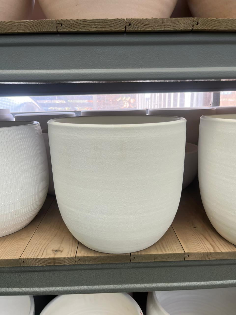 ceramic.white